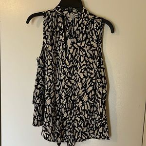 NWT Nice + Zoe Black and Tan Print Sleeveless Blouse